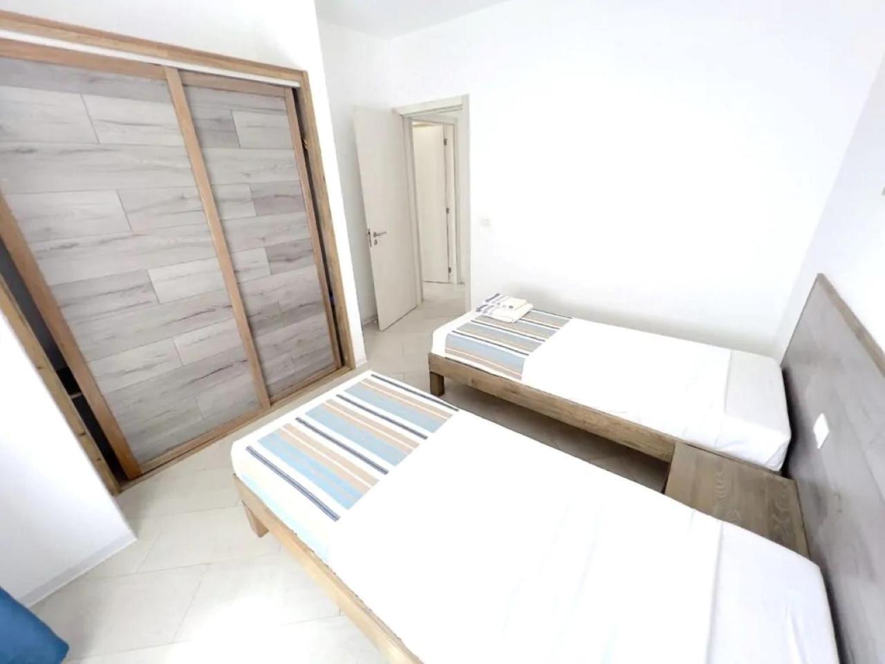 Camera Familiare con Balcone